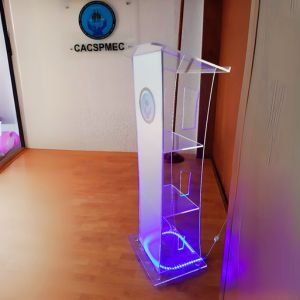 Atril personalizado con identidad corporativa