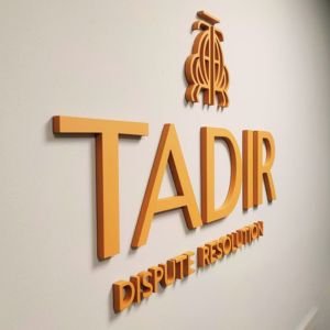 Letras decorativas en madera para negocios o eventos